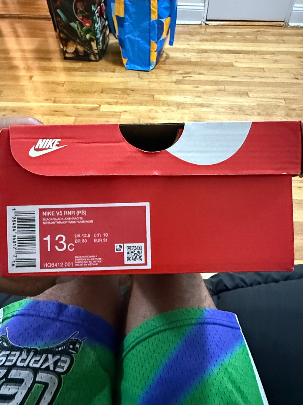 Nike Kids' Black and Silver Athletic Sneakers nike v5 RNR - Picture 2 of 7